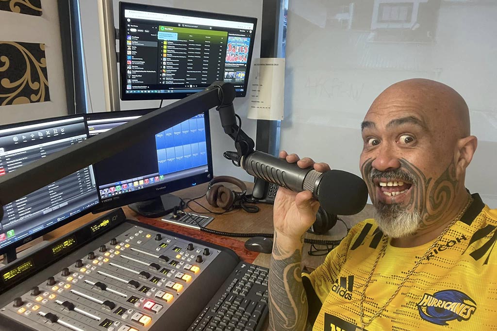 Well-known Māori radio personality broadcasting his show